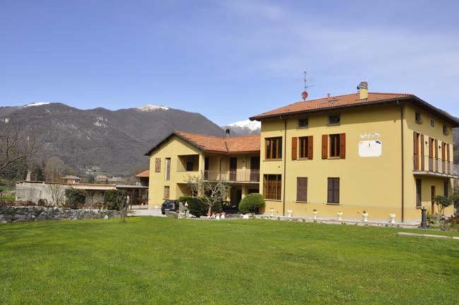 Il Coniglio Sulla Luna Erba Exterior photo
